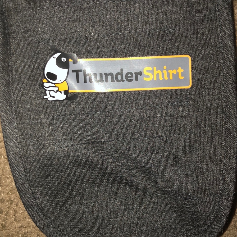 XS Gray Thundershirt for puppy